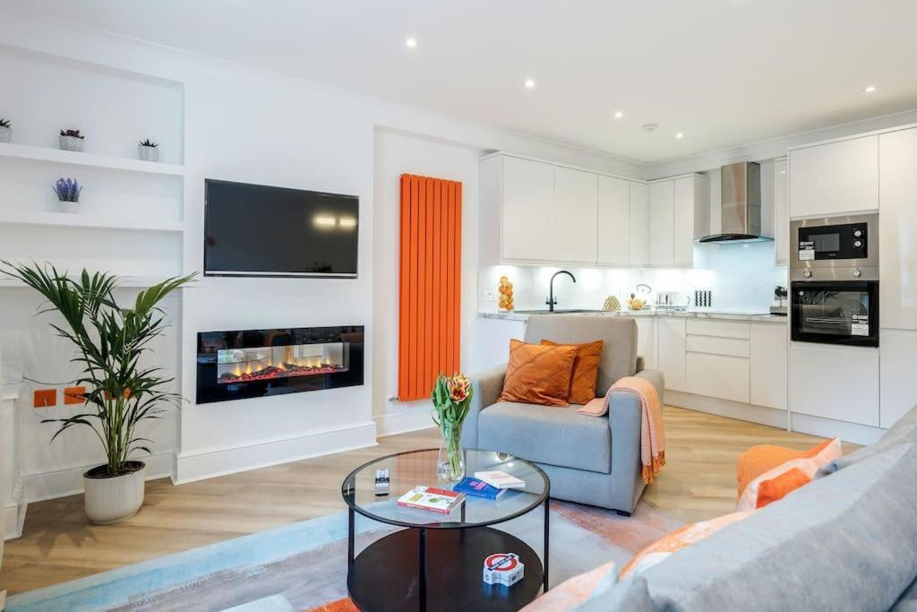 House 10 Mins To Tower Bridge Hot Tub & Parking Villa London Exterior photo