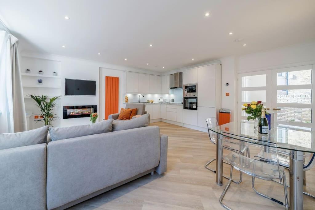House 10 Mins To Tower Bridge Hot Tub & Parking Villa London Exterior photo