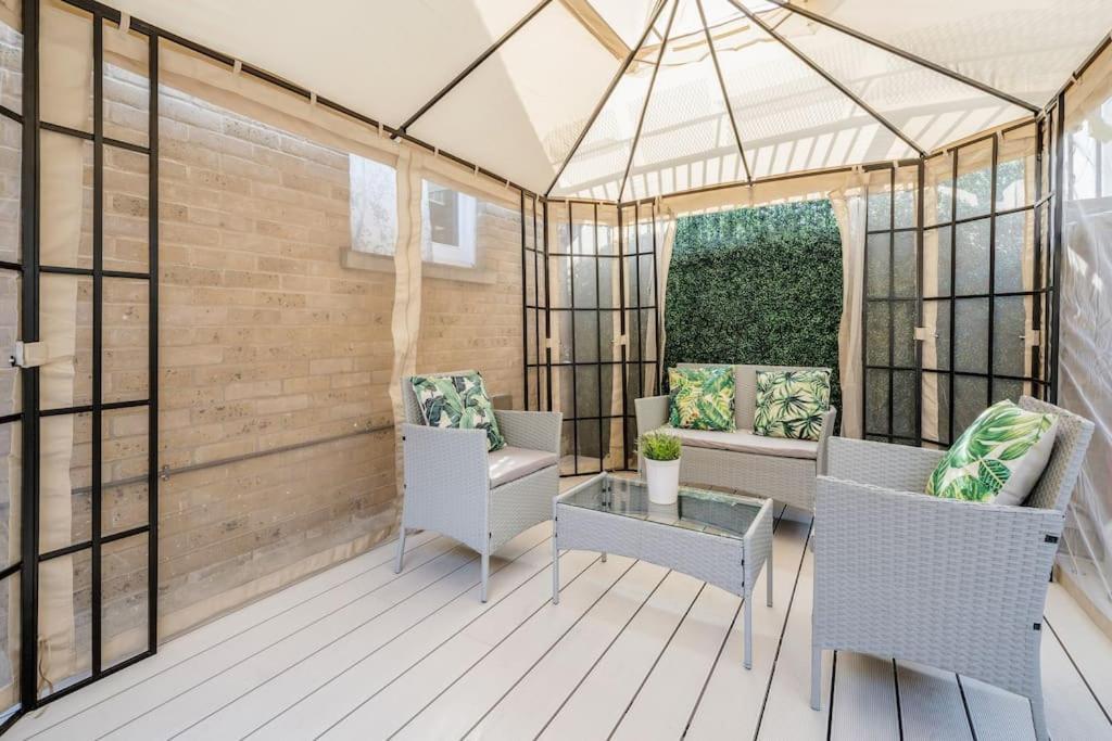 House 10 Mins To Tower Bridge Hot Tub & Parking Villa London Exterior photo
