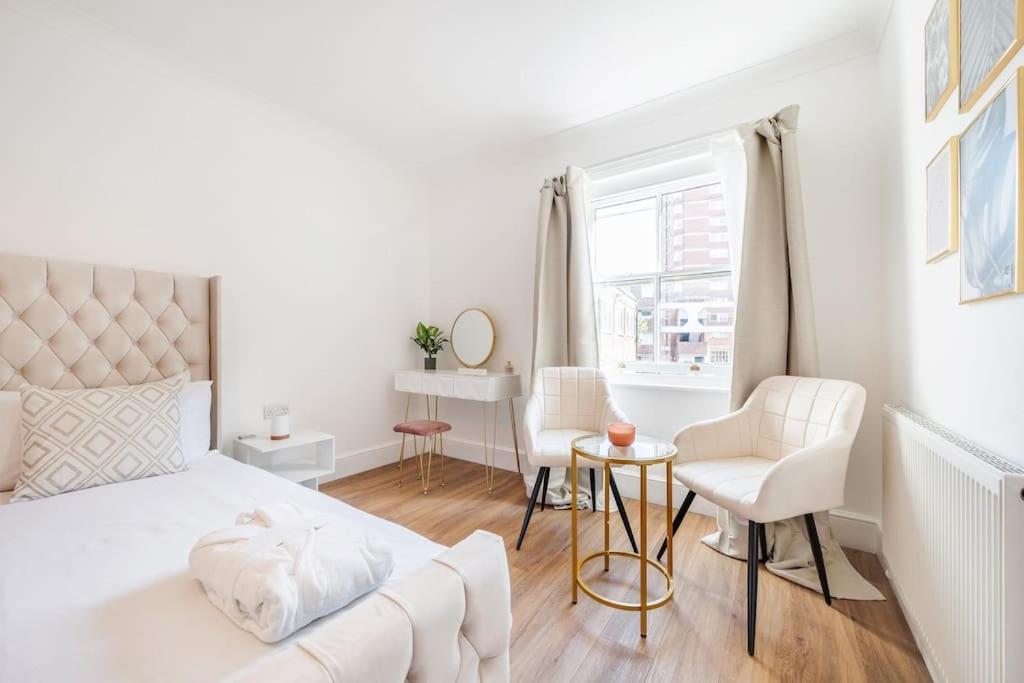 House 10 Mins To Tower Bridge Hot Tub & Parking Villa London Exterior photo